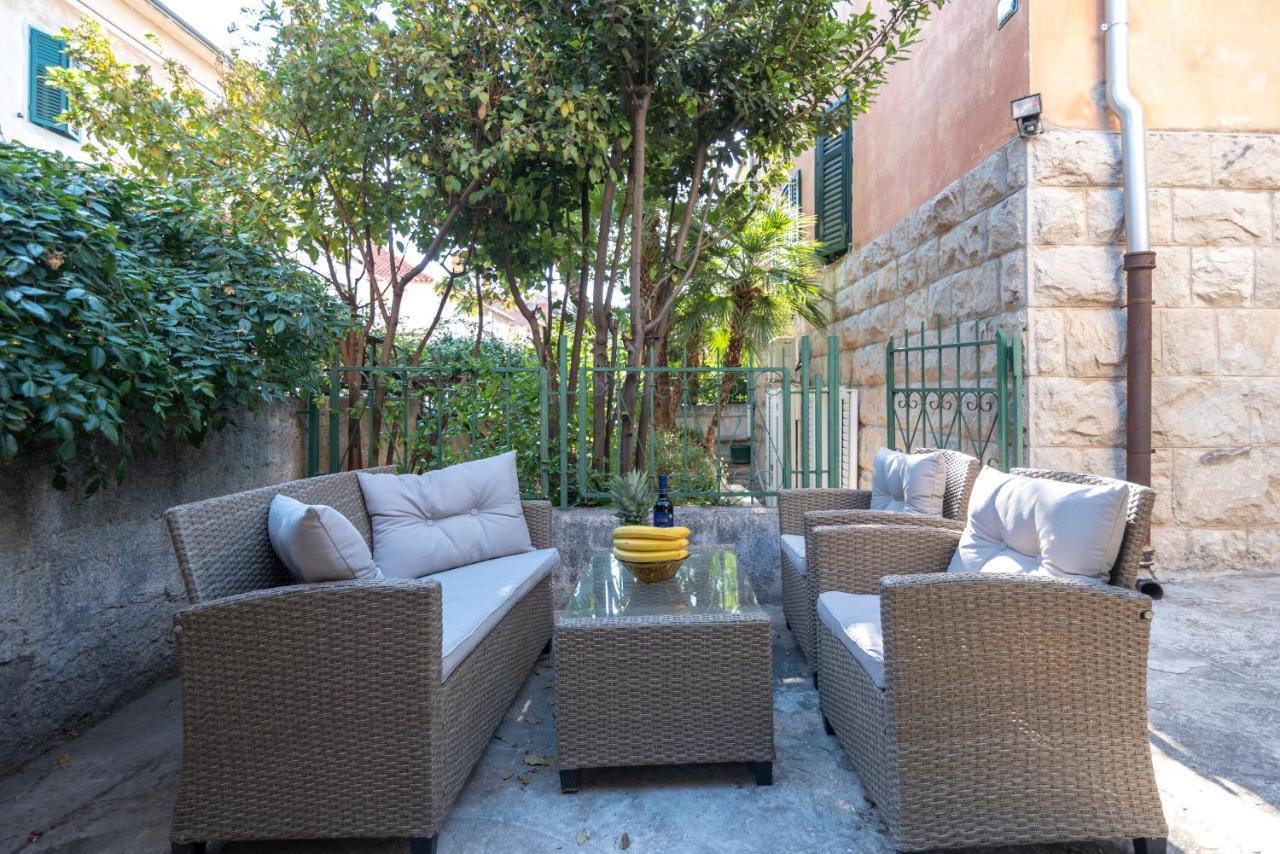 Palm Garden Apartment In Center With Big Terrace Σπλιτ Εξωτερικό φωτογραφία