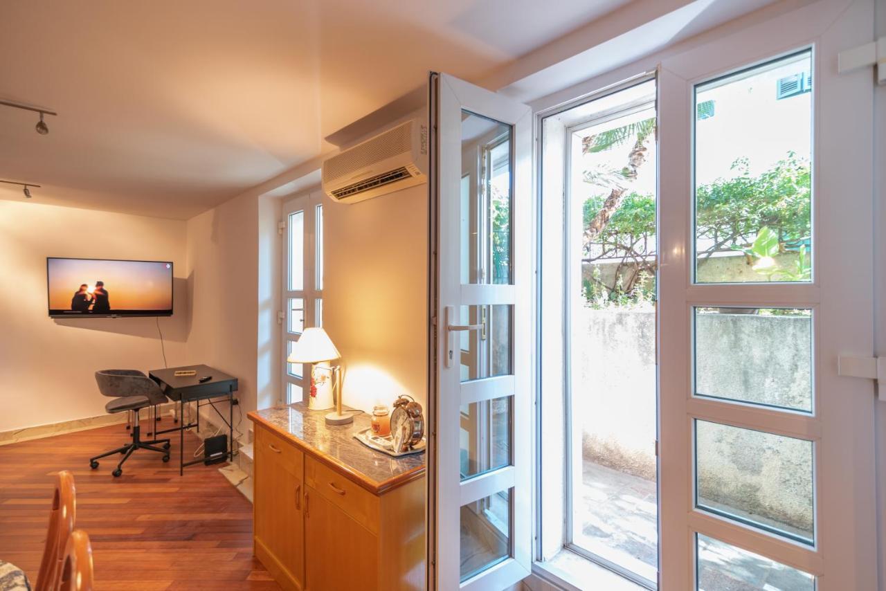 Palm Garden Apartment In Center With Big Terrace Σπλιτ Εξωτερικό φωτογραφία
